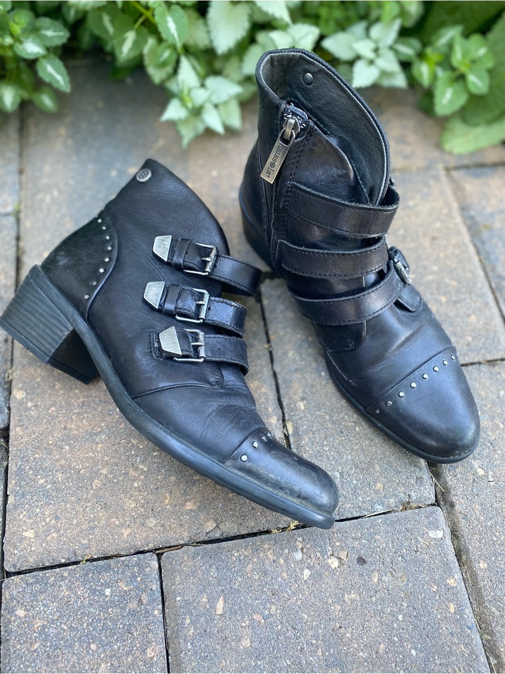 Bussola Antwerpen Black Leather Triple Buckle Studded Boots 39 Summer Sale